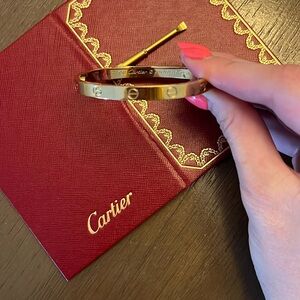 “Love” bracelet yellow gold dupe